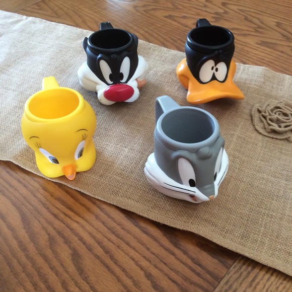 Warner Bros. Other - Looney Tunes Character Cups